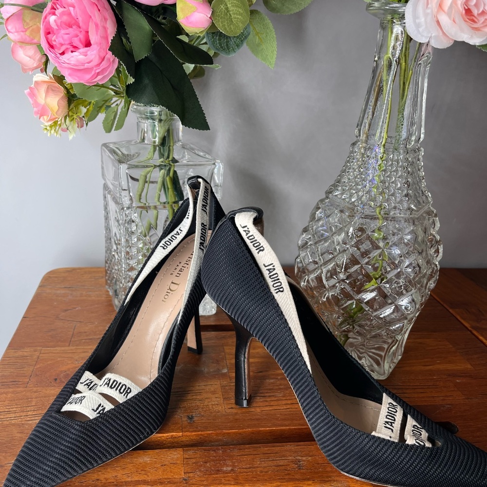 *New* J’adior Christian Dior Black Stilleto Pumps!